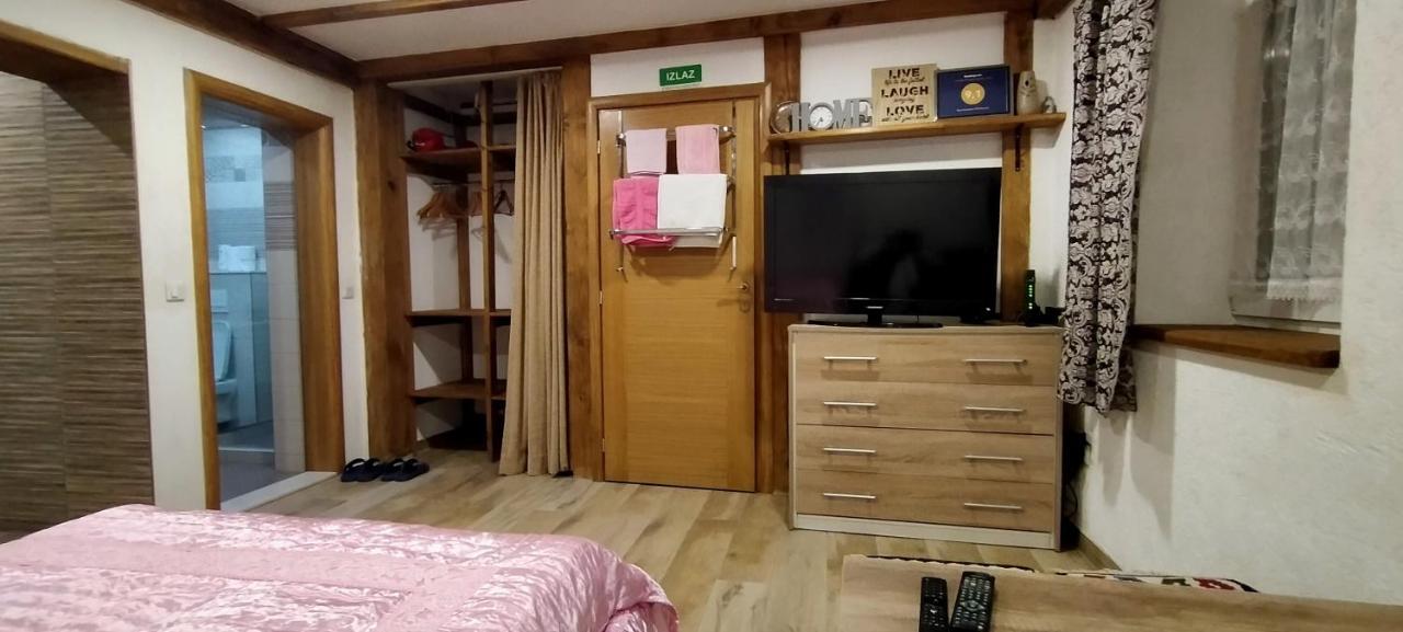 Apartments Alifakovac SJJ Eksteriør billede